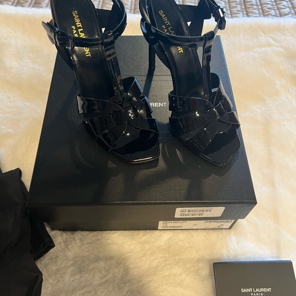 Tribute sandal in patent leather - Picture 2 of 5